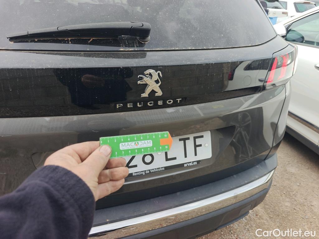  Peugeot  3008 PEUGEOT  / 2020 / 5P / todoterreno 1.5 BlueHDi 96kW (130CV) S&S Allure EAT8 #9