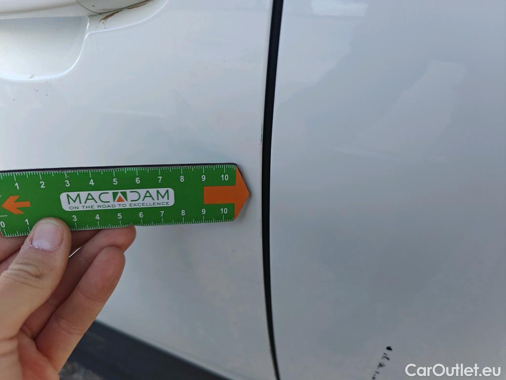  Opel   Grandland X OPEL Grandland / 2021 / 5P / todoterreno 1.5 CDTi Business Edition Auto #3