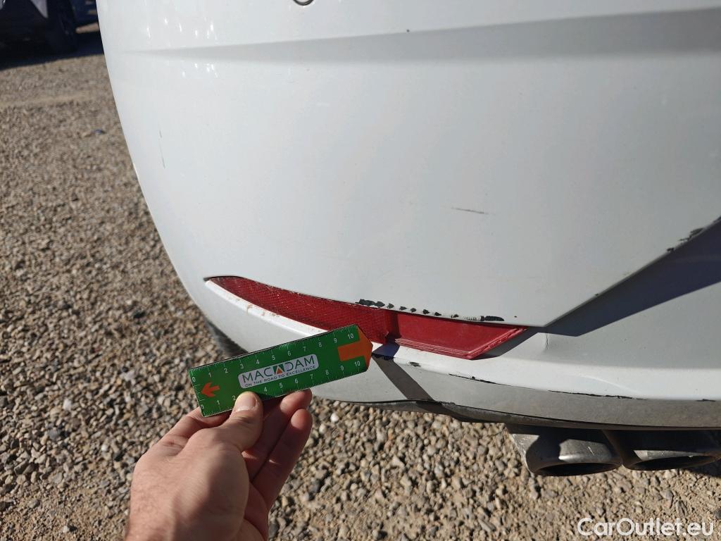  Seat  Leon SEAT León / 2016 / 5P / berlina con portón 2.0 TDI 110kW DSG-7 S&S Xcellence Ed Pl #53