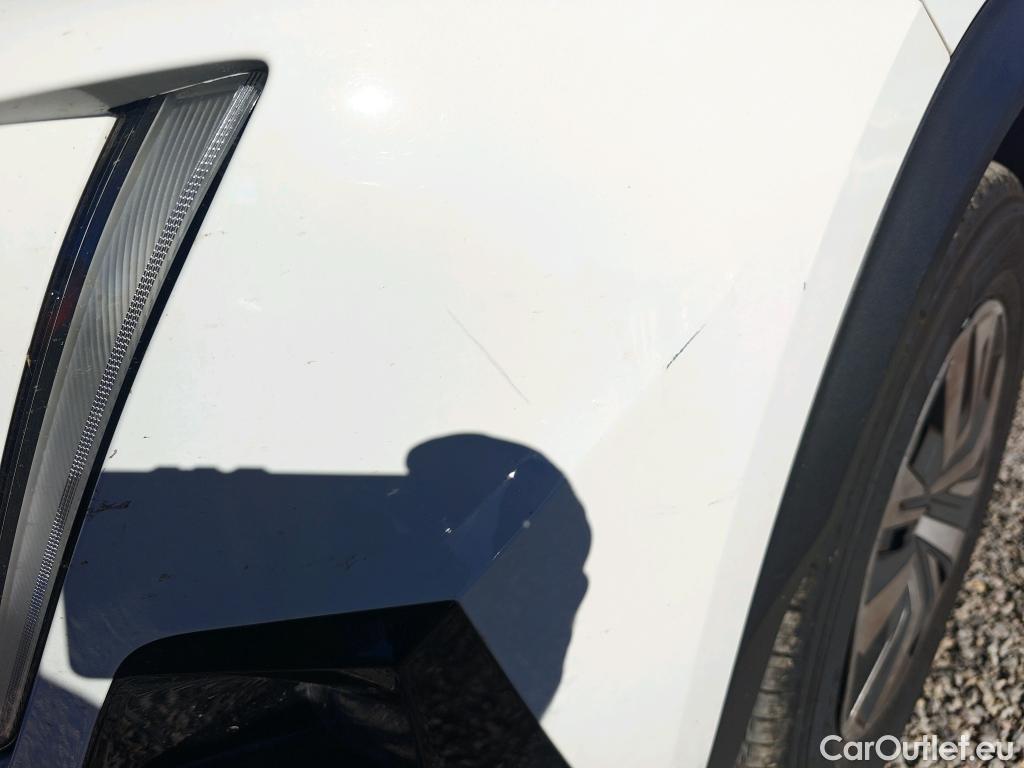  Peugeot  2008 PEUGEOT  / 2019 / 5P / todoterreno Active BlueHDI 81kW (110CV) #31