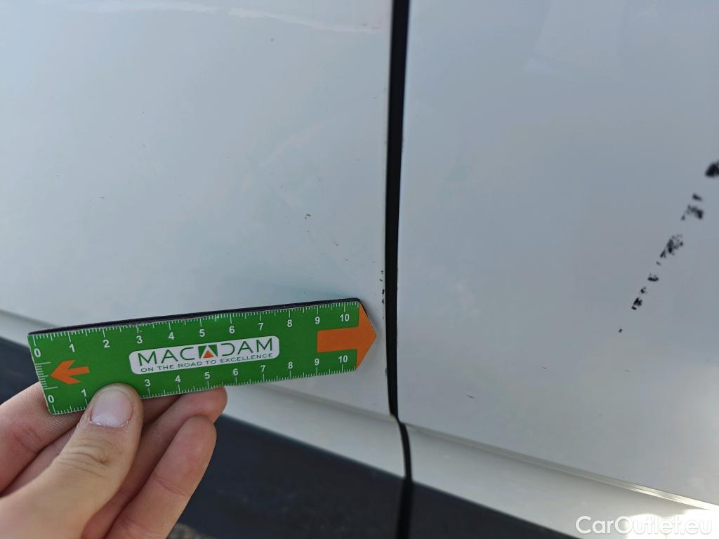  Opel   Grandland X OPEL Grandland / 2021 / 5P / todoterreno 1.5 CDTi Business Edition Auto #4