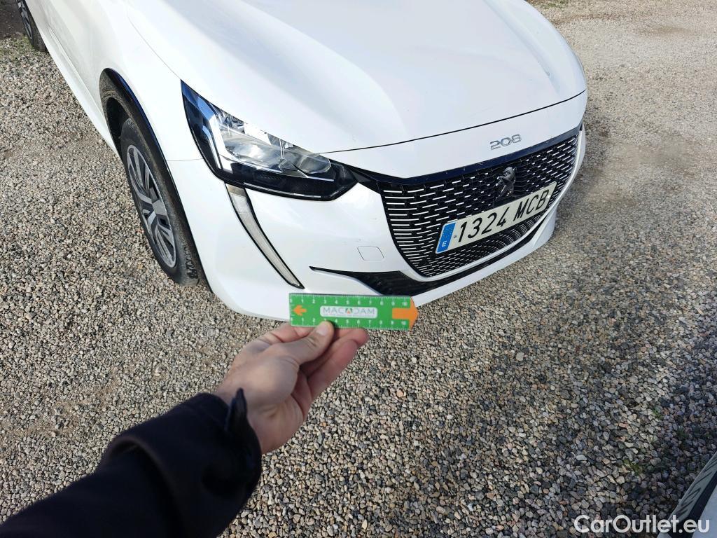  Peugeot  208 PEUGEOT e- / 2019 / 5P / berlina con portón Eléctrico Active #35