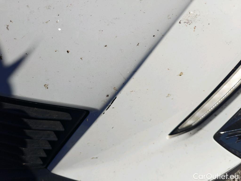  Peugeot  2008 PEUGEOT  / 2019 / 5P / todoterreno Active BlueHDI 81kW (110CV) #30