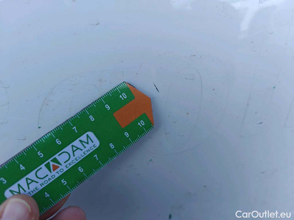  Peugeot  208 PEUGEOT e- / 2019 / 5P / berlina con portón Eléctrico Active #18