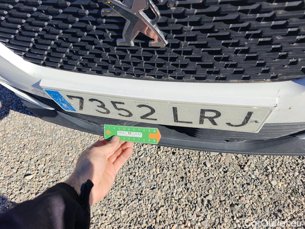  Peugeot  2008 PEUGEOT  / 2019 / 5P / todoterreno Active BlueHDI 81kW (110CV) #44