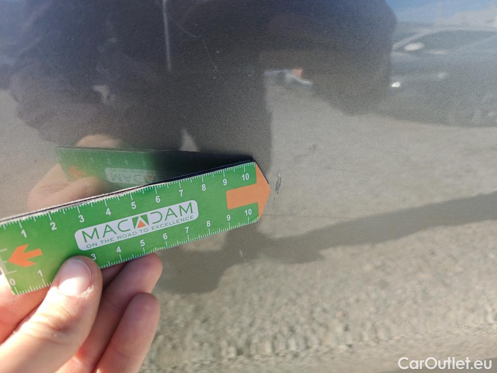  Nissan  Qashqai NISSAN  / 2017 / 5P / todoterreno dCi 85 kW (115 CV) E6D ACENTA (AC) #32