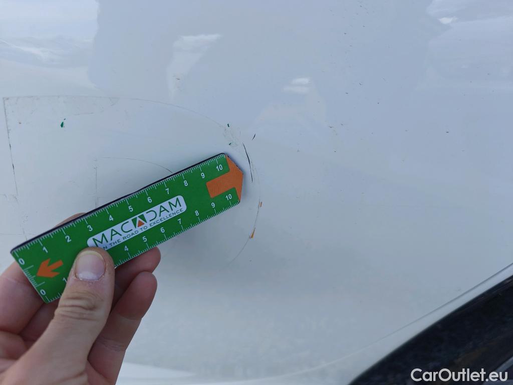  Peugeot  208 PEUGEOT e- / 2019 / 5P / berlina con portón Eléctrico Active #13