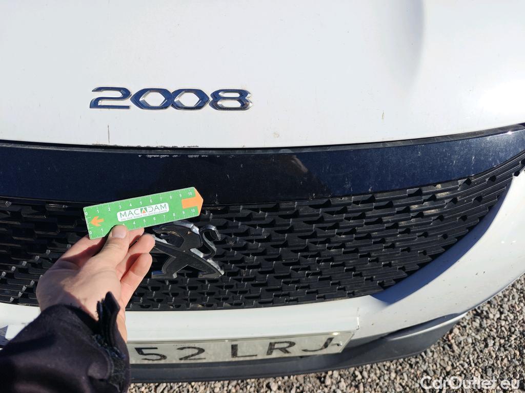  Peugeot  2008 PEUGEOT  / 2019 / 5P / todoterreno Active BlueHDI 81kW (110CV) #38