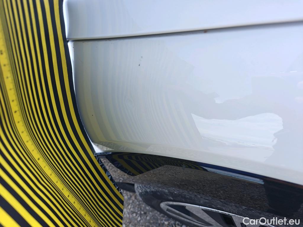  Peugeot  208 PEUGEOT e- / 2019 / 5P / berlina con portón Eléctrico Active #56