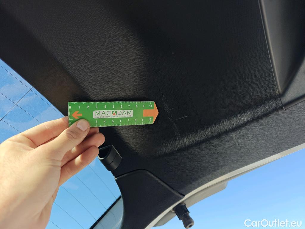  Peugeot  2008 PEUGEOT  / 2019 / 5P / todoterreno Active BlueHDI 81kW (110CV) #21