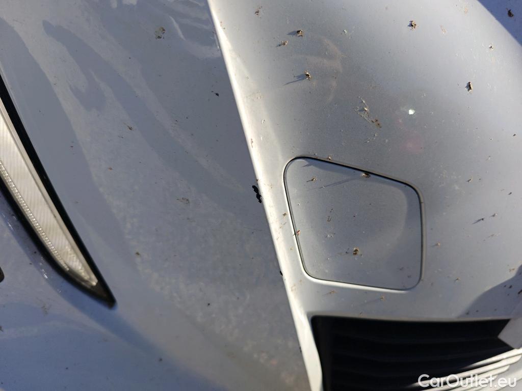  Peugeot  2008 PEUGEOT  / 2019 / 5P / todoterreno Active BlueHDI 81kW (110CV) #32