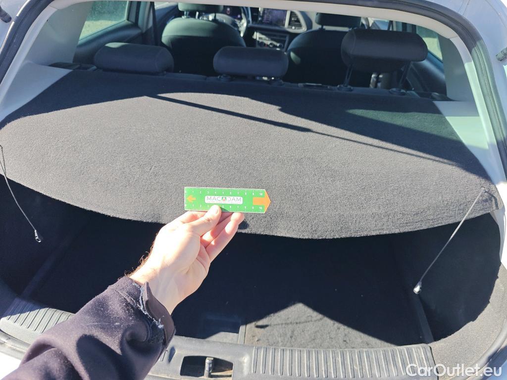  Seat  Leon SEAT León / 2016 / 5P / berlina con portón 2.0 TDI 110kW DSG-7 S&S Xcellence Ed Pl #7