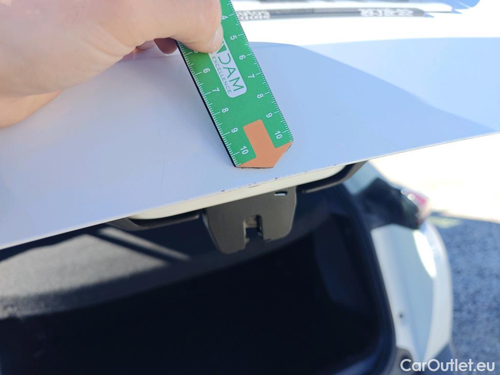  Peugeot  2008 PEUGEOT  / 2019 / 5P / todoterreno Active BlueHDI 81kW (110CV) #54