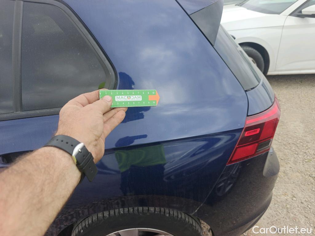  Volkswagen  Golf  VOLKSWAGEN / 2020 / 5P / berlina con portón Life 2.0 TDI 85kW (115CV) #3