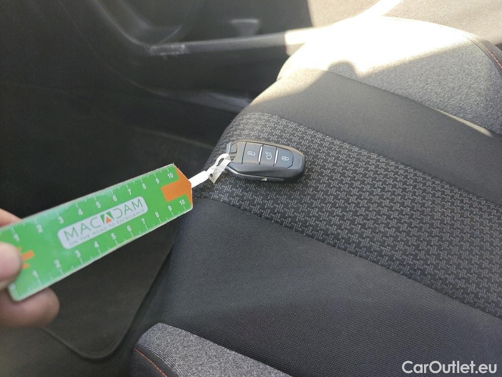  Peugeot  3008 PEUGEOT  / 2020 / 5P / todoterreno 1.5 BlueHDi 96kW (130CV) S&S Active Pack #1