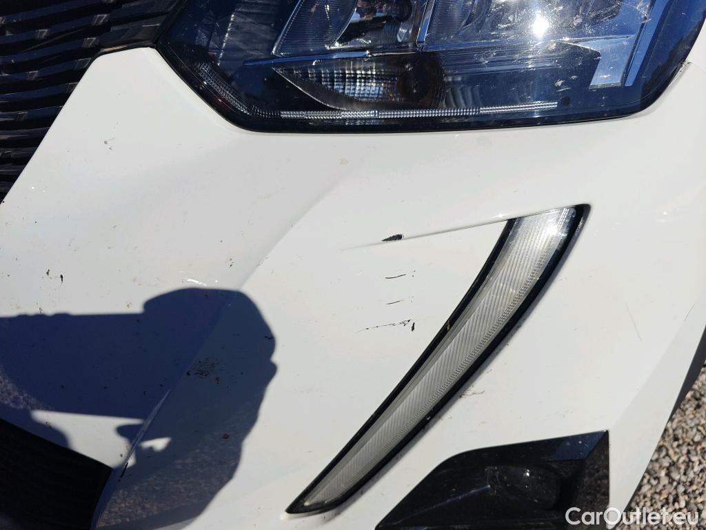  Peugeot  2008 PEUGEOT  / 2019 / 5P / todoterreno Active BlueHDI 81kW (110CV) #29