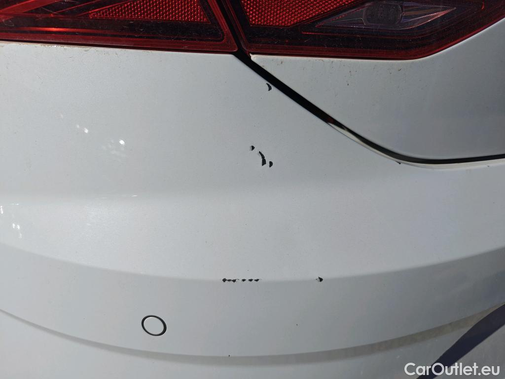  Seat  Leon SEAT León / 2016 / 5P / berlina con portón 2.0 TDI 110kW DSG-7 S&S Xcellence Ed Pl #19