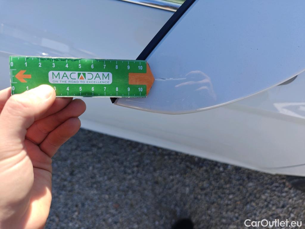  Seat  Leon SEAT León / 2016 / 5P / berlina con portón 2.0 TDI 110kW DSG-7 S&S Xcellence Ed Pl #59