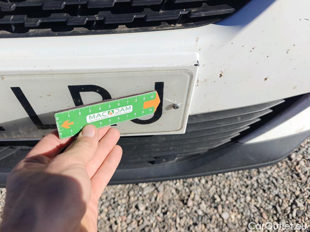  Peugeot  2008 PEUGEOT  / 2019 / 5P / todoterreno Active BlueHDI 81kW (110CV) #45