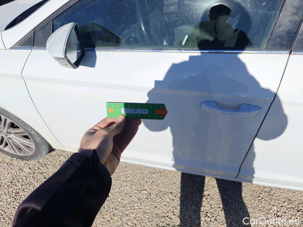  Seat  Leon SEAT León / 2016 / 5P / berlina con portón 2.0 TDI 110kW DSG-7 S&S Xcellence Ed Pl #31