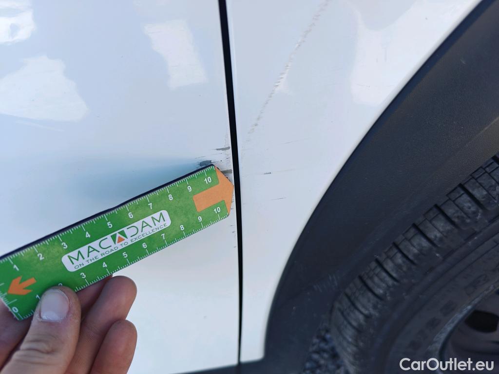  Peugeot  2008 PEUGEOT  / 2019 / 5P / todoterreno Active BlueHDI 81kW (110CV) #58