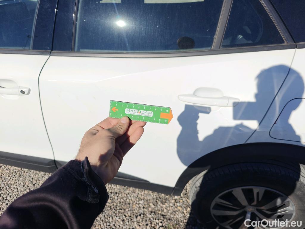  Peugeot  2008 PEUGEOT  / 2019 / 5P / todoterreno Active BlueHDI 81kW (110CV) #50