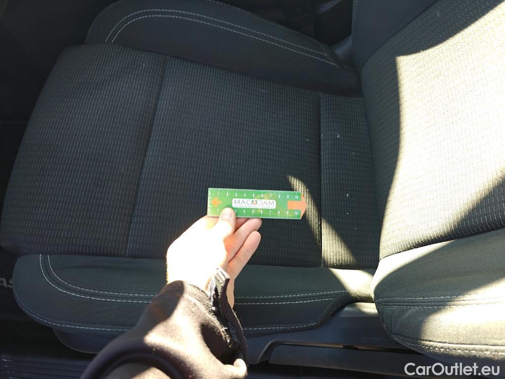  Nissan  Qashqai NISSAN  / 2021 / 5P / todoterreno DIG-T 116kW (158CV) mHEV Xtronic Acenta (AC2) #12