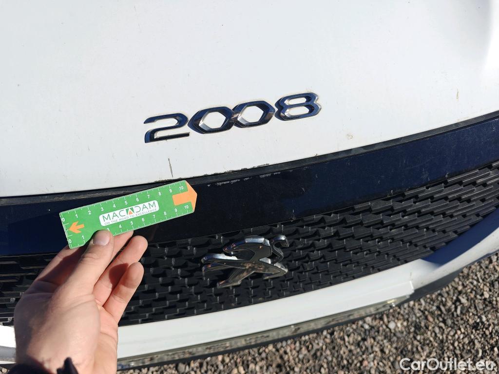  Peugeot  2008 PEUGEOT  / 2019 / 5P / todoterreno Active BlueHDI 81kW (110CV) #37