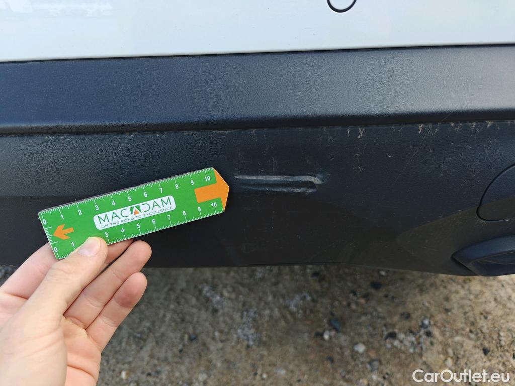  Seat  Arona SEAT  / 2017 / 5P / todoterreno 1.0 TSI 81kW (110CV) Style Plus (AC) #2