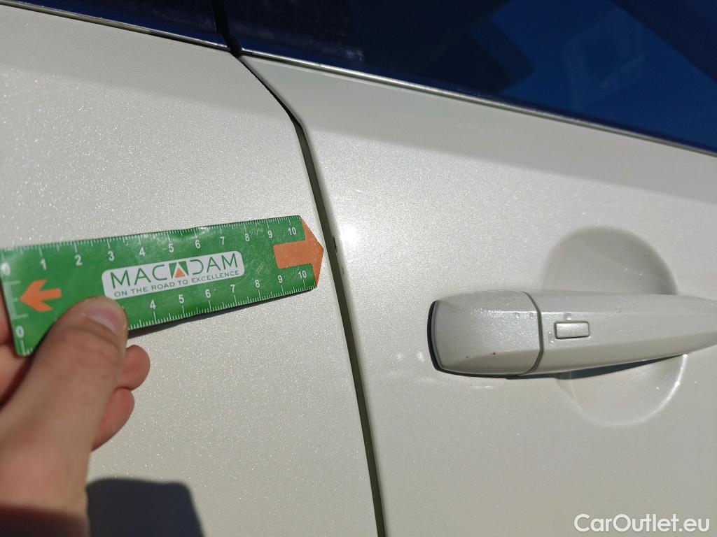  Nissan  Qashqai NISSAN  / 2021 / 5P / todoterreno DIG-T 116kW (158CV) mHEV Xtronic Acenta (AC2) #30