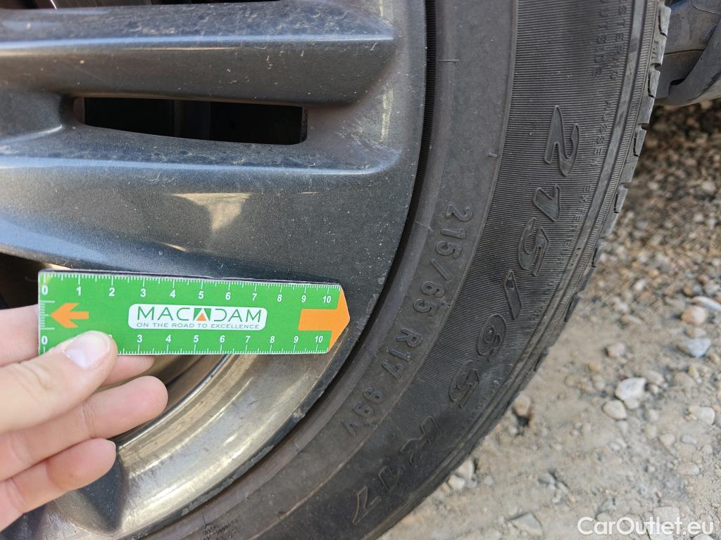  Opel   Grandland X OPEL Grandland / 2021 / 5P / todoterreno 1.5 CDTi Business Edition Auto #10