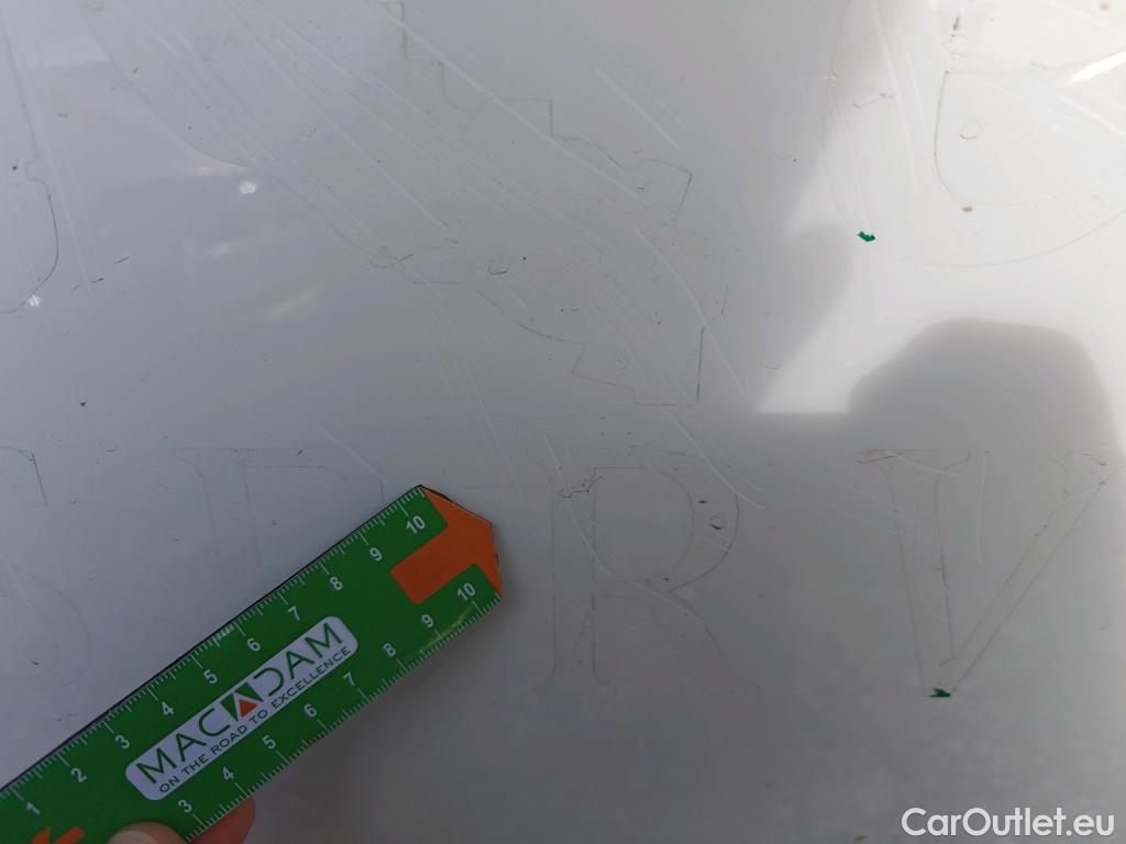  Peugeot  208 PEUGEOT e- / 2019 / 5P / berlina con portón Eléctrico Active #34