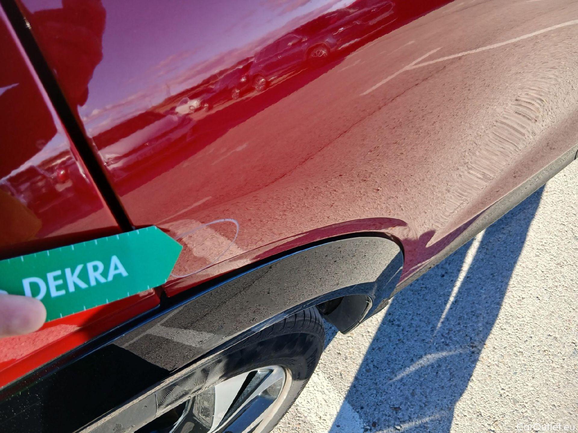  Ford  Mustang FORD  Mach-E / 2020 / 5P / todoterreno AWD 258kW Batería 98.8Kwh #30