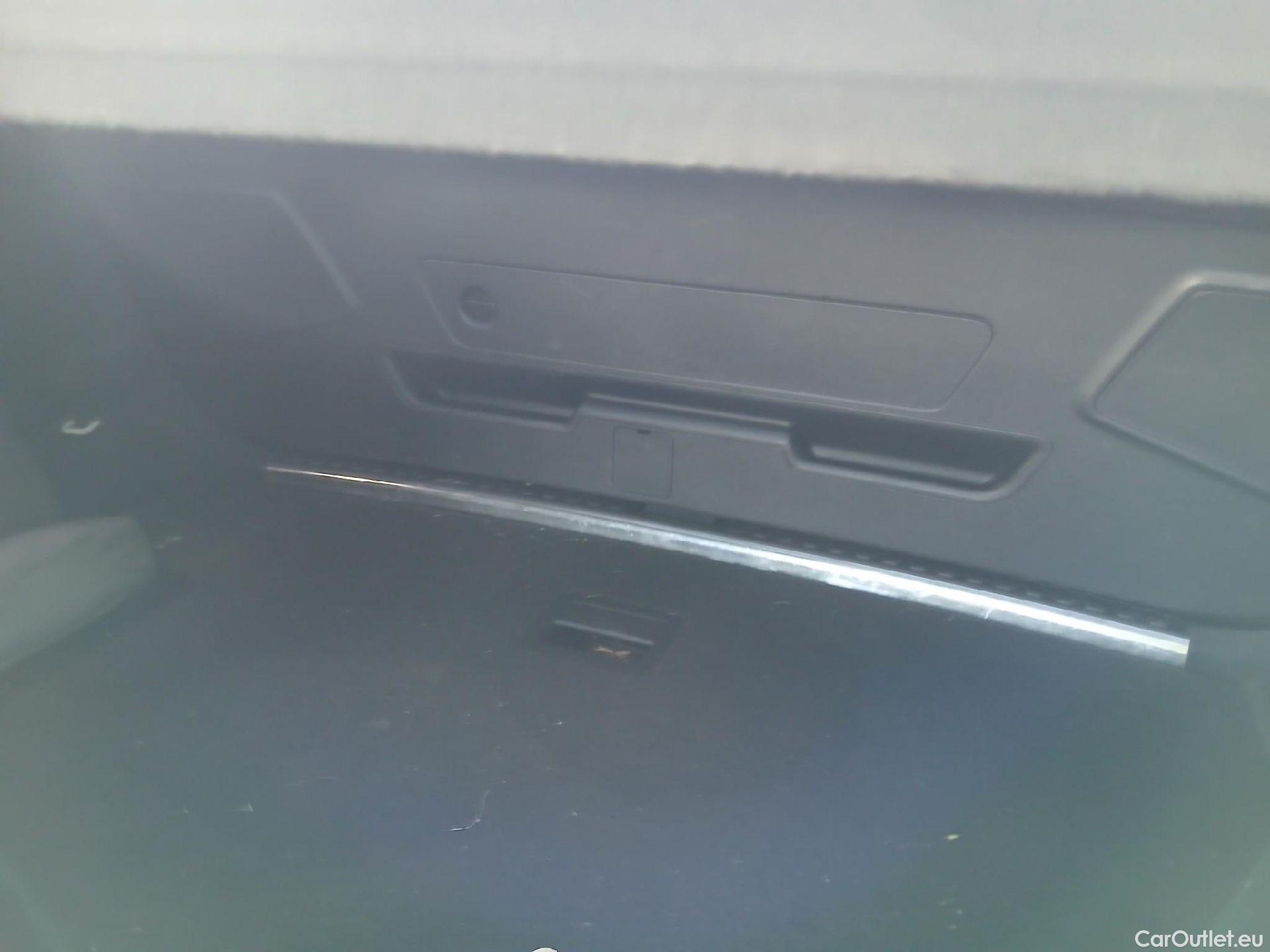  Audi  Q3 AUDI  / 2018 / 5P / todoterreno Advanced 35 TDI 110kW (150CV) S tronic (AC3) #2