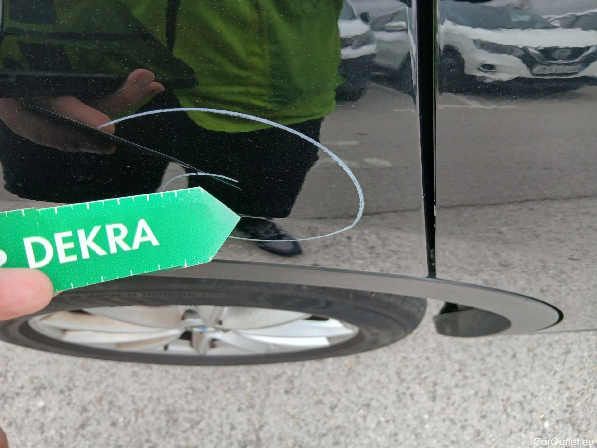  Bmw  X1 BMW  / 2019 / 5P / todoterreno sDrive18dA Corporate (AC3) #20