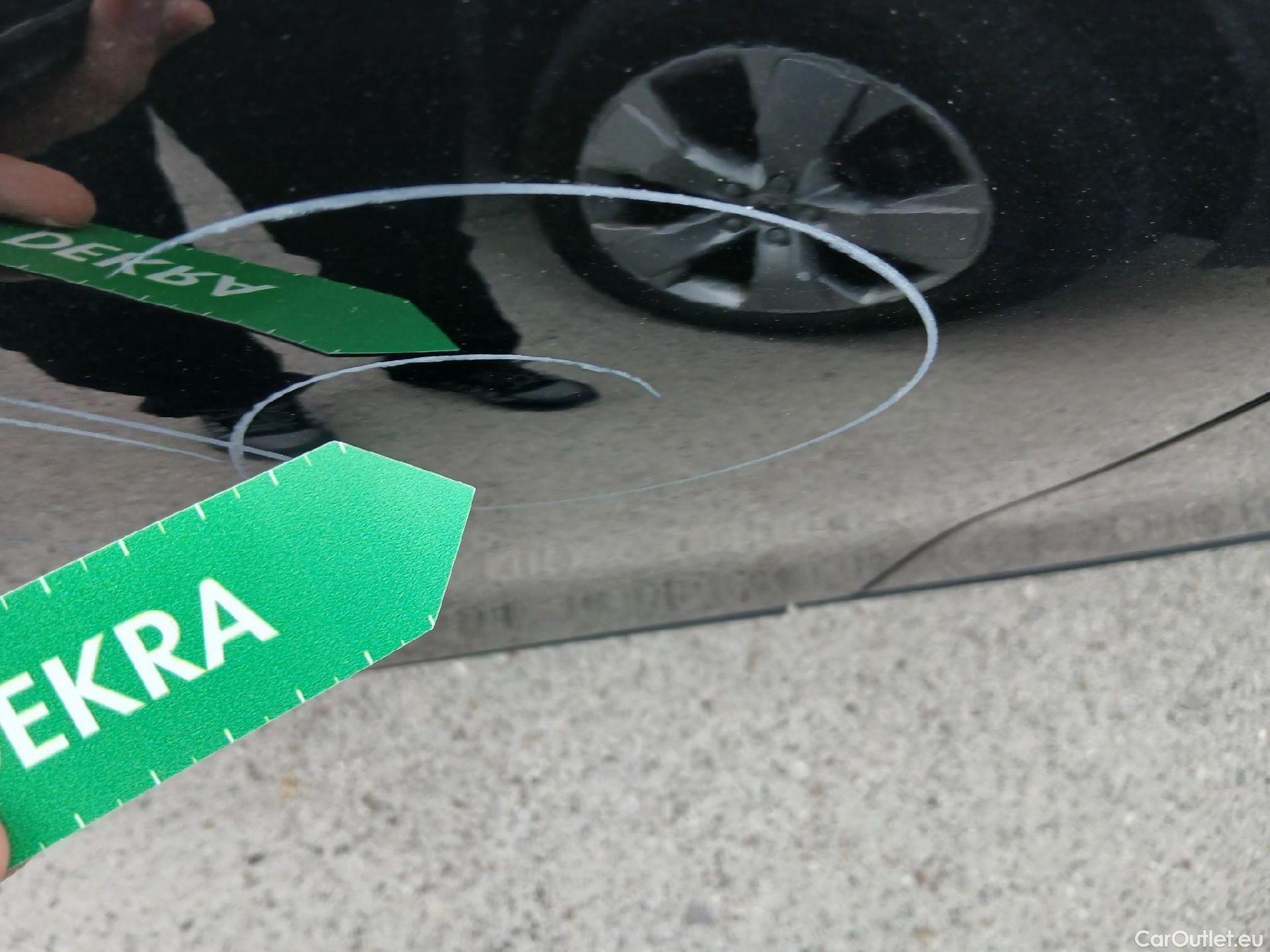  Bmw  X1 BMW  / 2019 / 5P / todoterreno sDrive18dA Corporate (AC3) #9