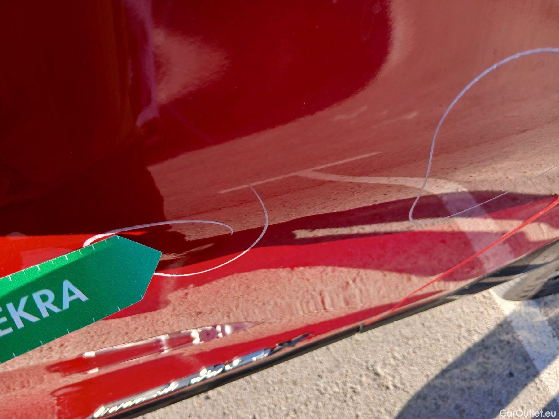  Ford  Mustang FORD  Mach-E / 2020 / 5P / todoterreno AWD 258kW Batería 98.8Kwh #31