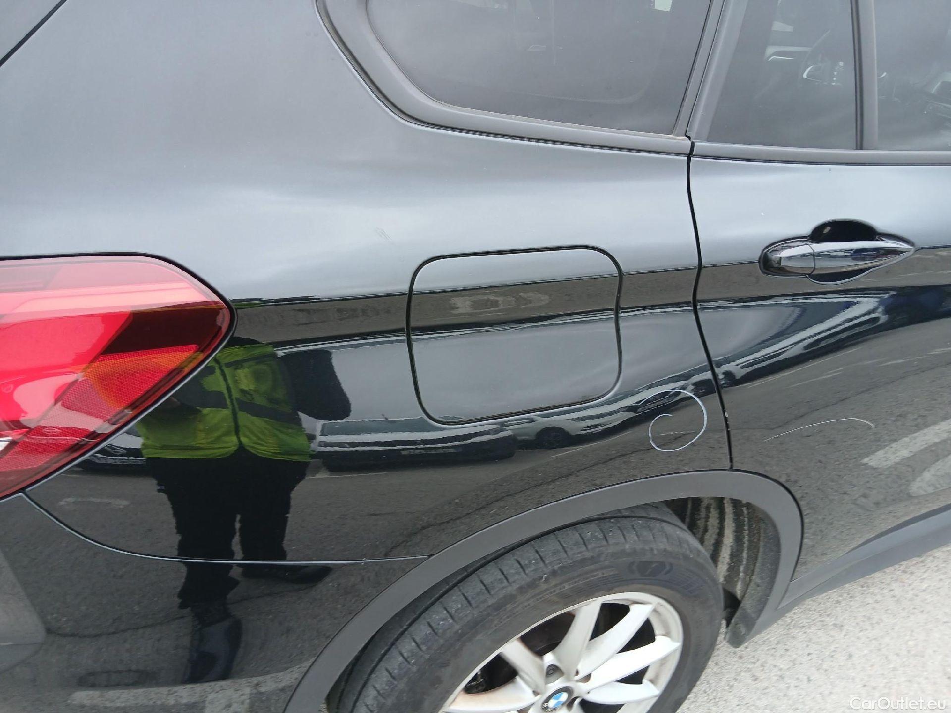  Bmw  X1 BMW  / 2019 / 5P / todoterreno sDrive18dA Corporate (AC3) #19