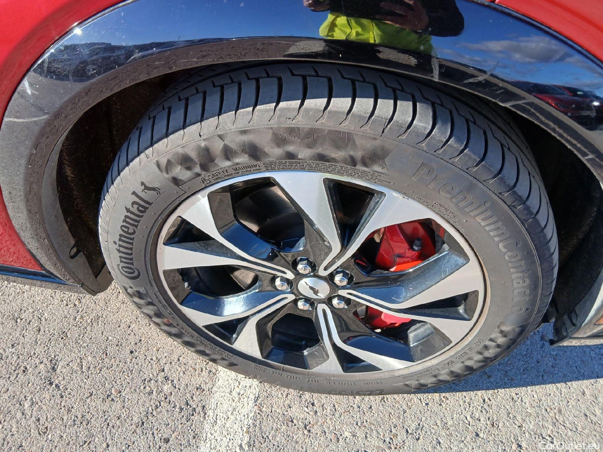  Ford  Mustang FORD  Mach-E / 2020 / 5P / todoterreno AWD 258kW Batería 98.8Kwh #4