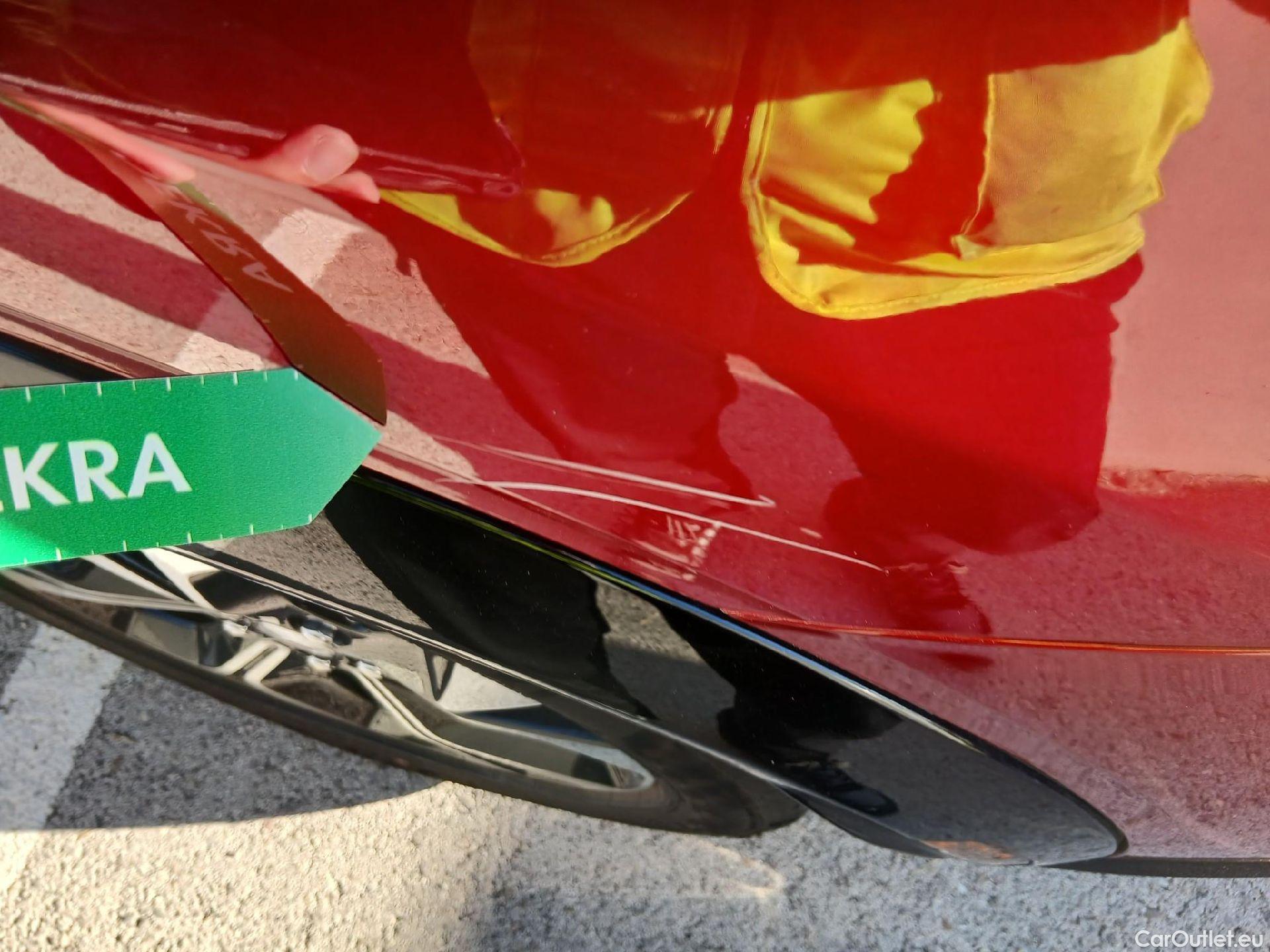  Ford  Mustang FORD  Mach-E / 2020 / 5P / todoterreno AWD 258kW Batería 98.8Kwh #20