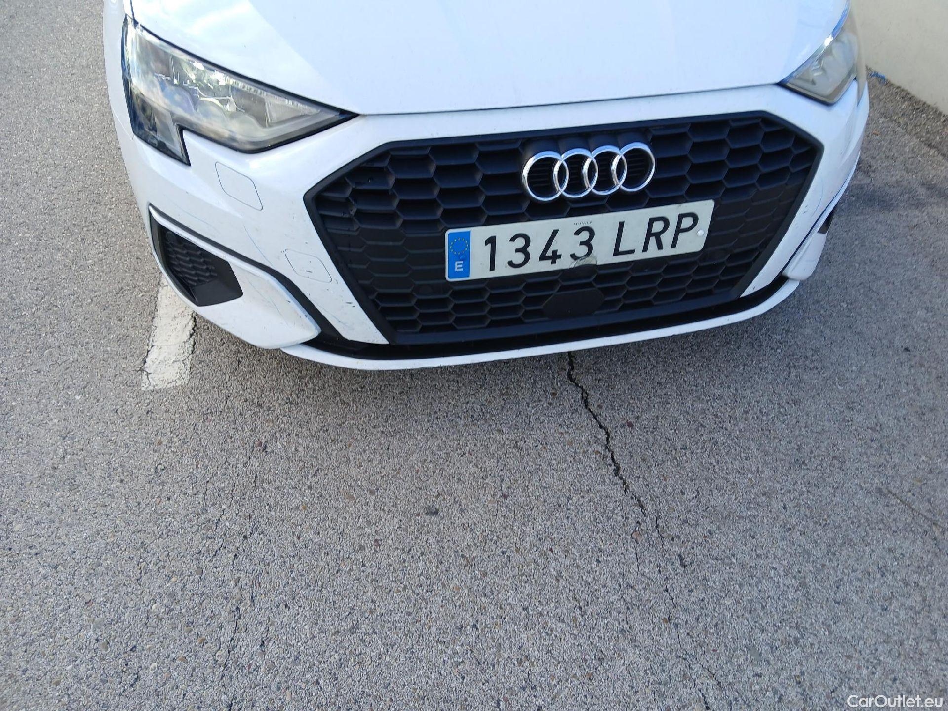  Audi  A3 AUDI  / 2020 / 5P / berlina con portón Sportback 30 TFSI 81kW (110CV) S tronic #11