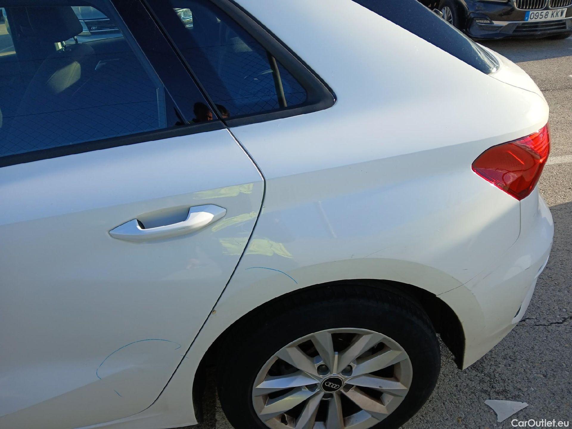  Audi  A3 AUDI  / 2020 / 5P / berlina con portón Sportback 30 TFSI 81kW (110CV) S tronic #24