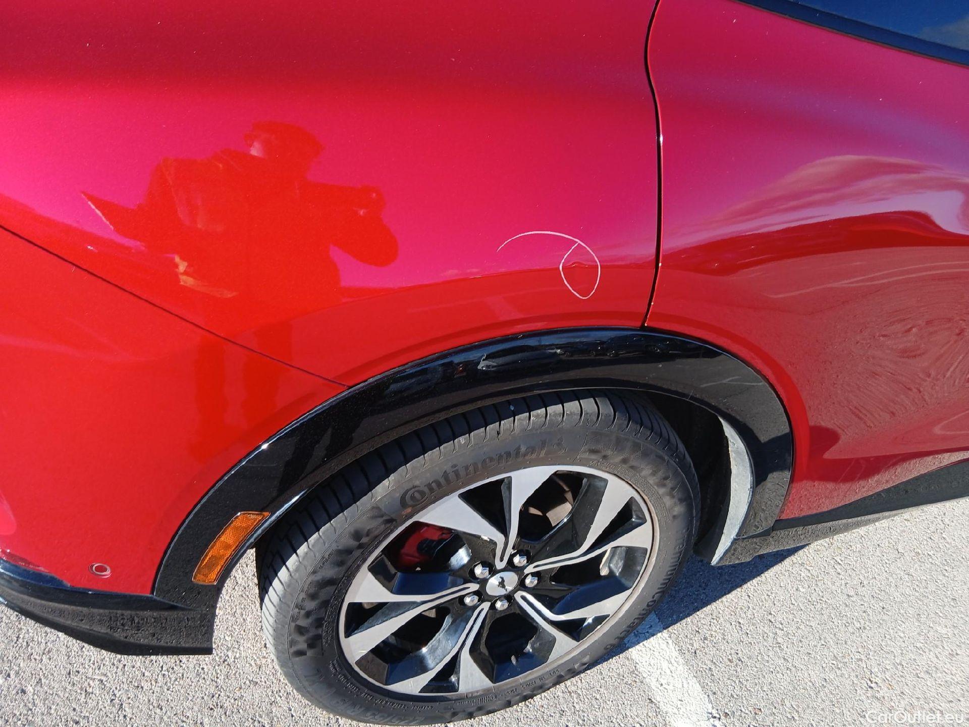  Ford  Mustang FORD  Mach-E / 2020 / 5P / todoterreno AWD 258kW Batería 98.8Kwh #28