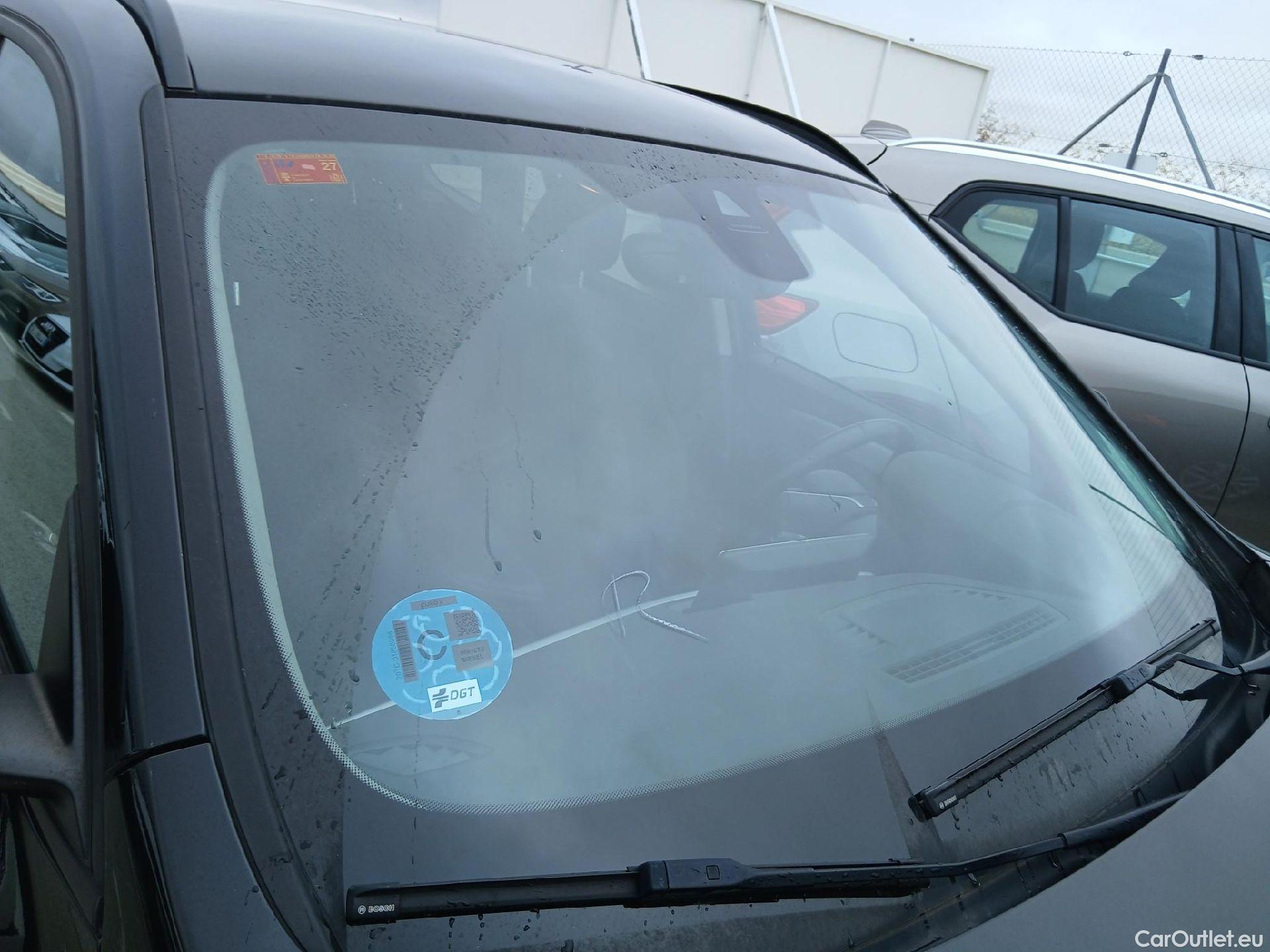  Bmw  X1 BMW  / 2019 / 5P / todoterreno sDrive18dA Corporate (AC3) #5