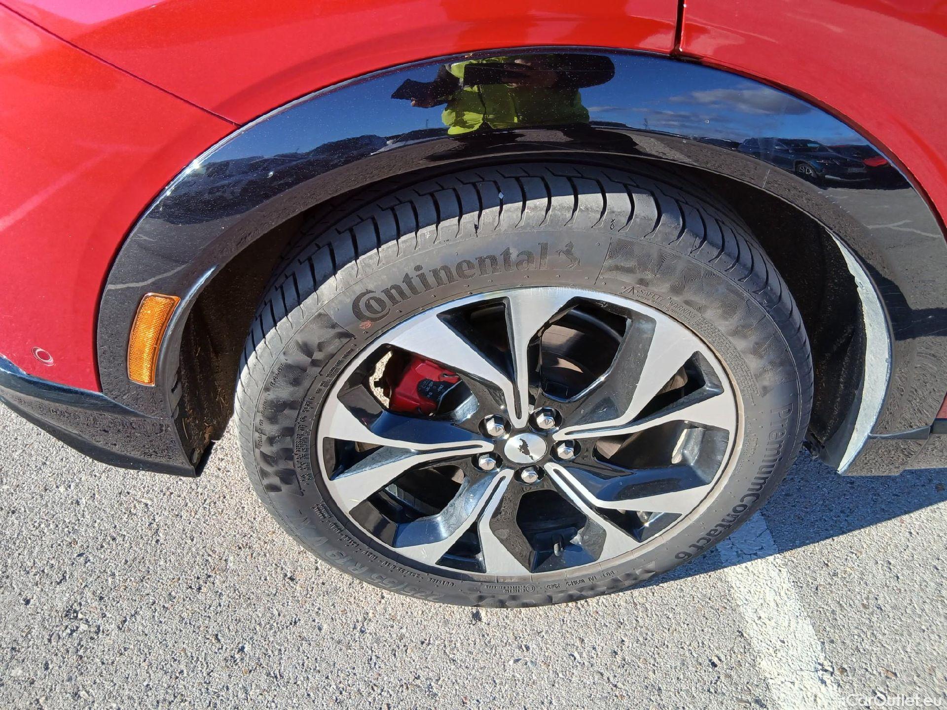  Ford  Mustang FORD  Mach-E / 2020 / 5P / todoterreno AWD 258kW Batería 98.8Kwh #7