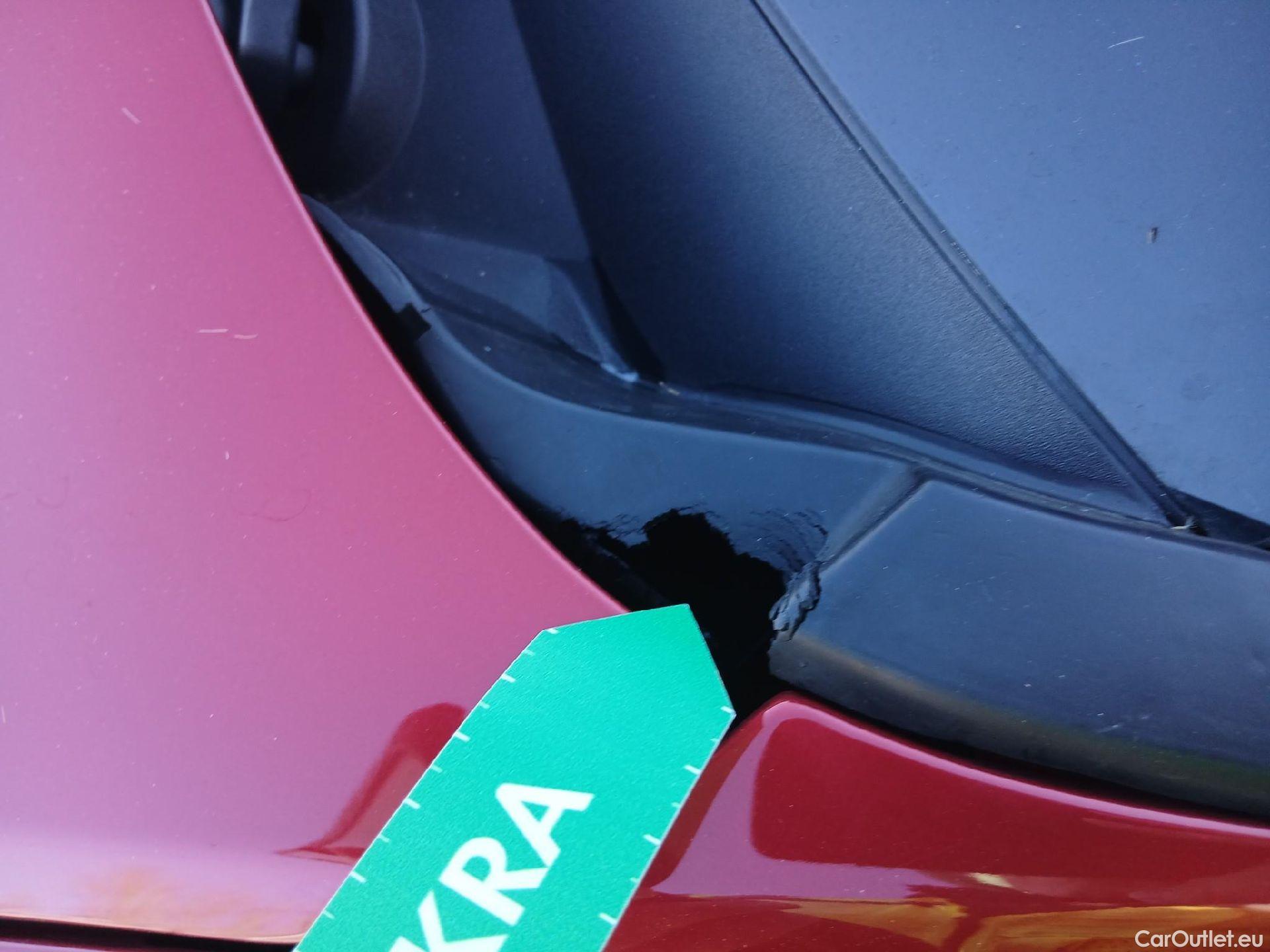  Ford  Mustang FORD  Mach-E / 2020 / 5P / todoterreno AWD 258kW Batería 98.8Kwh #33