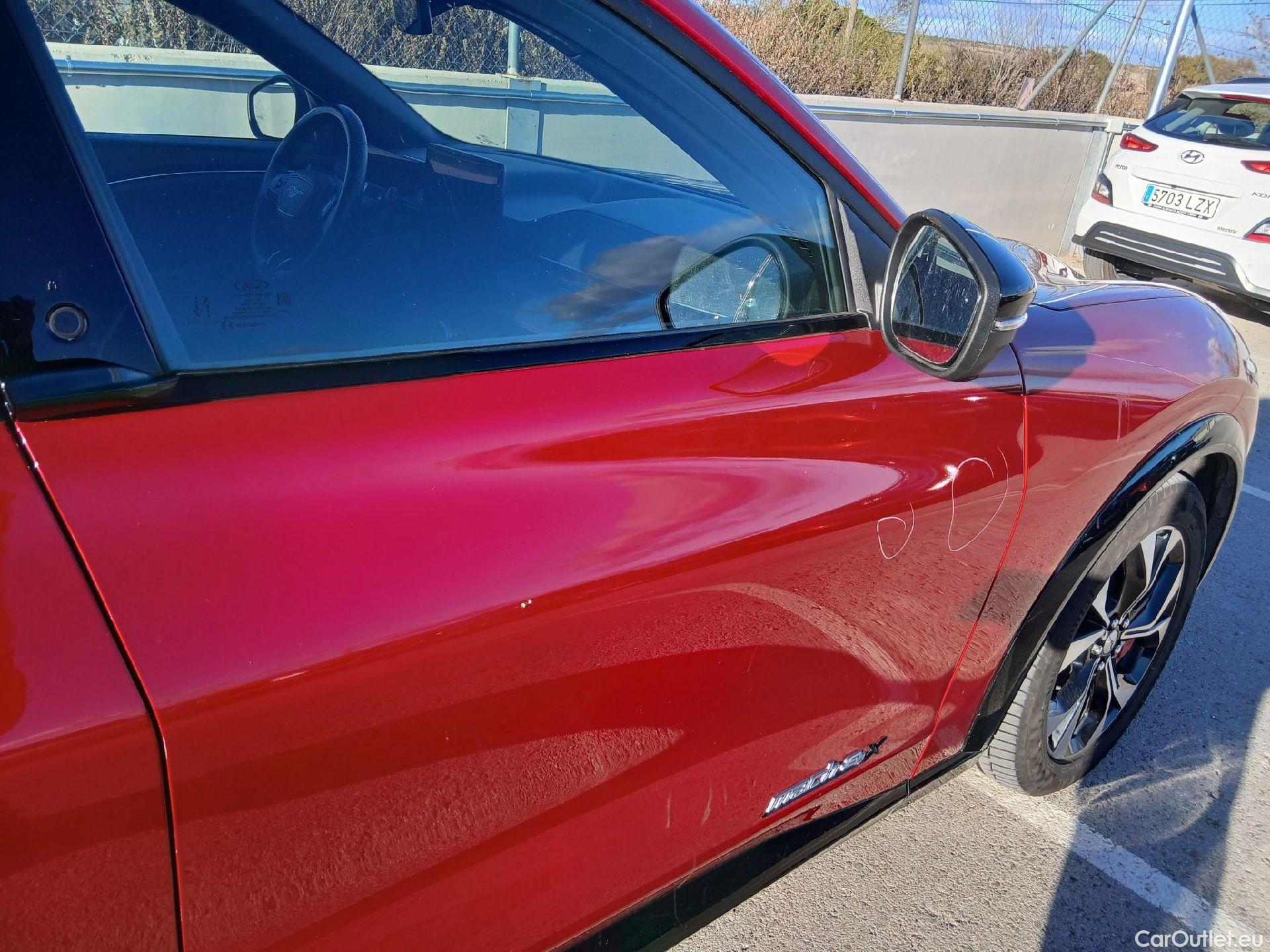  Ford  Mustang FORD  Mach-E / 2020 / 5P / todoterreno AWD 258kW Batería 98.8Kwh #32