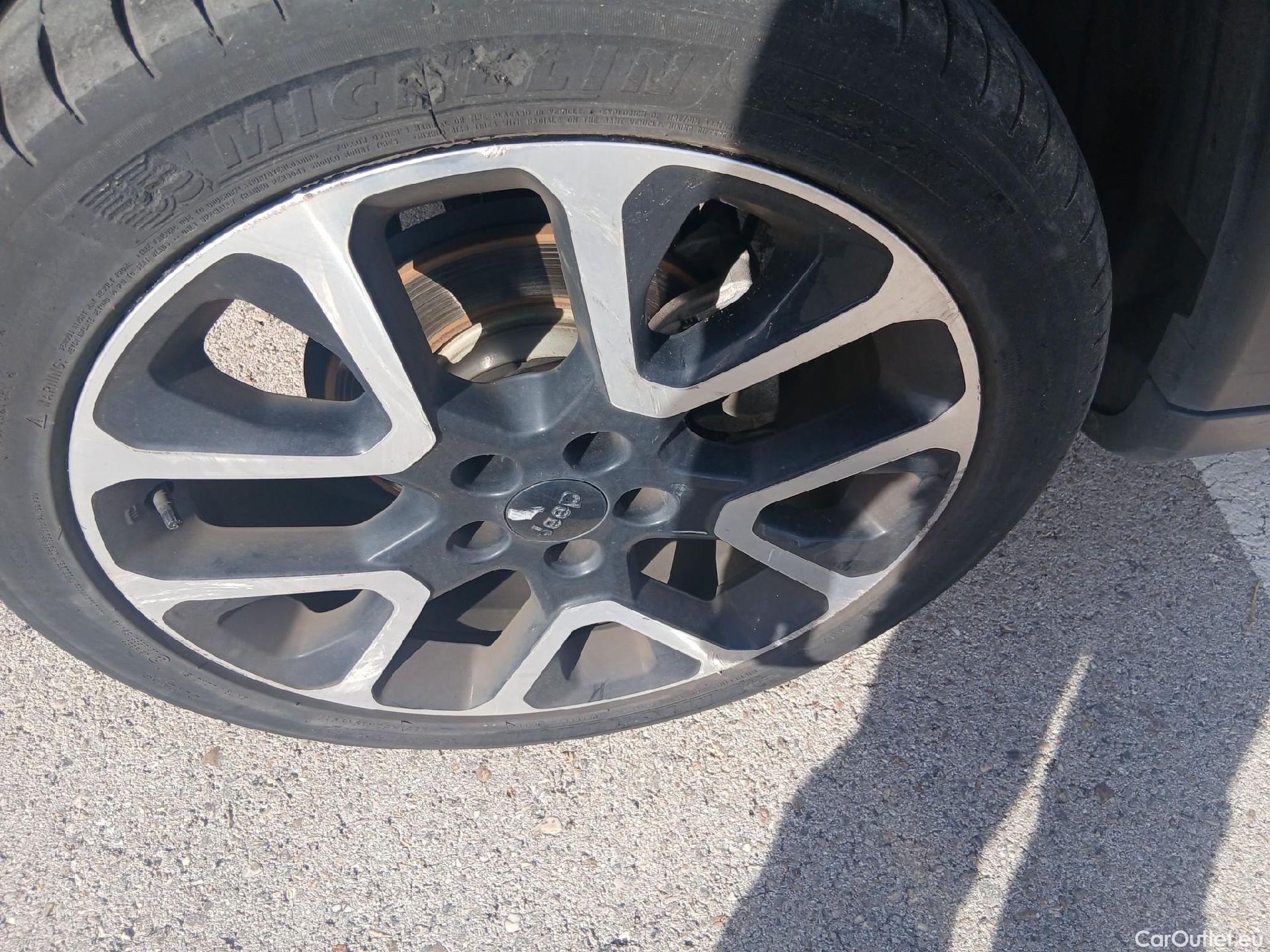  Jeep  Compass JEEP  / 2017 / 5P / todoterreno 1.6 Mjet 88kW Limited 4x2 #44