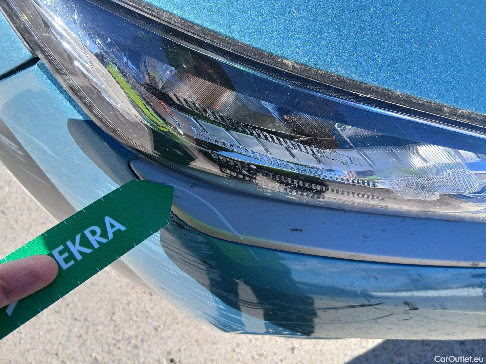  Hyundai  Konna HYUNDAI Kona / 2017 / 5P / todoterreno EV 150kW Tecno #8