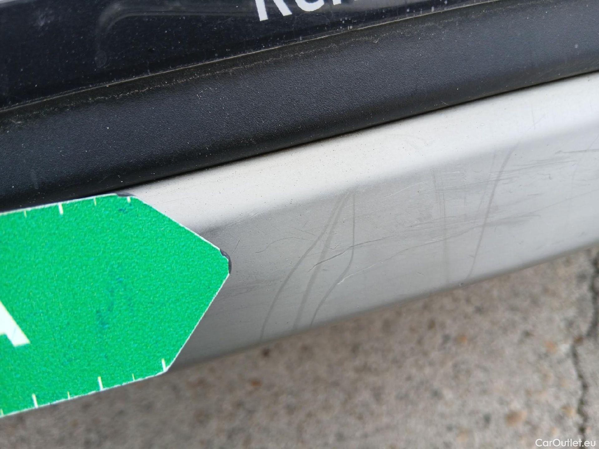  KIA  Niro KIA  / 2019 / 5P / crossover 1.6 GDi HEV 104kW (141CV) Drive #15